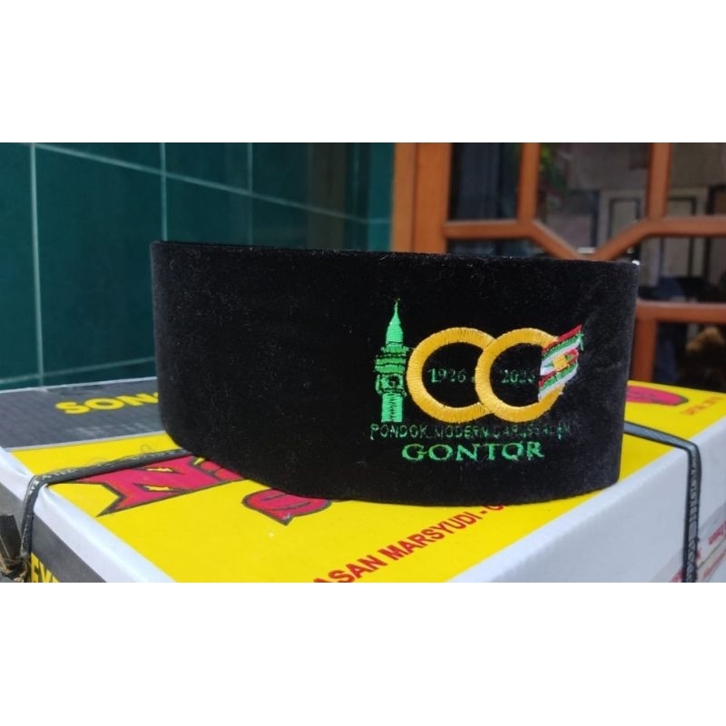 Songkok Gontor Exclusive ac dan full ac special edisi 100 tahun gontor (bisa custom border)