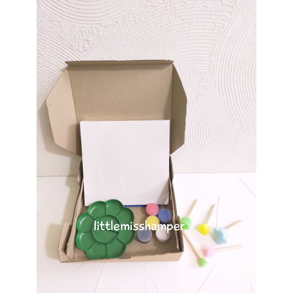 

custom painting canvas souvenir ulang tahun kanvas lukis