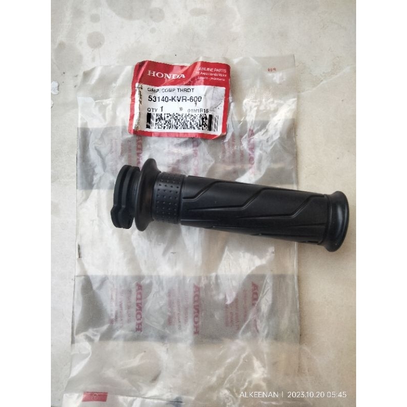 handgrip hanpat Kanan Selongsong gas Honda Revo original AHM 53140 KVR 600