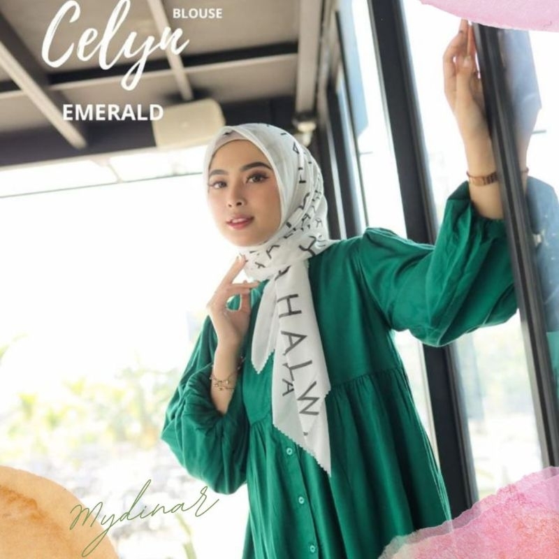 Celyn Blouse by halwa apparel bahan twill uniqlo busui friendly