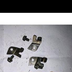 PLAT PENAHAN KAMPRAT PENAHAN RANTE KETENG SET BAUT GL CB MEGAPRO TIGER