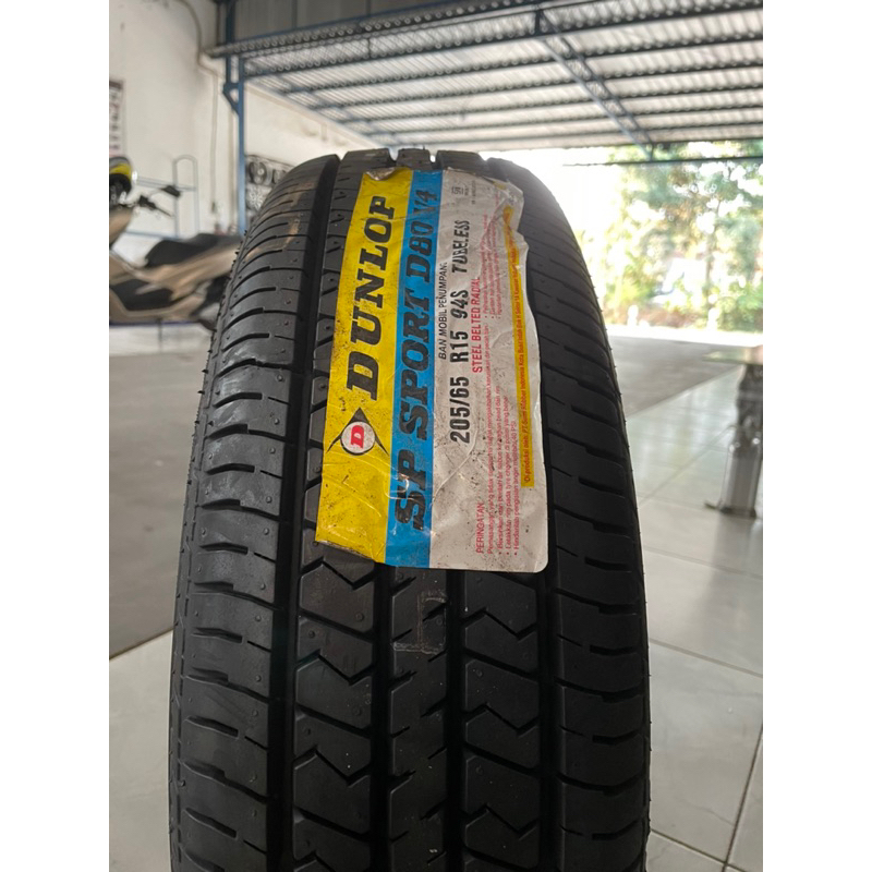 BAN MOBIL INNOVA DUNLOP D80V4 205 65 r15