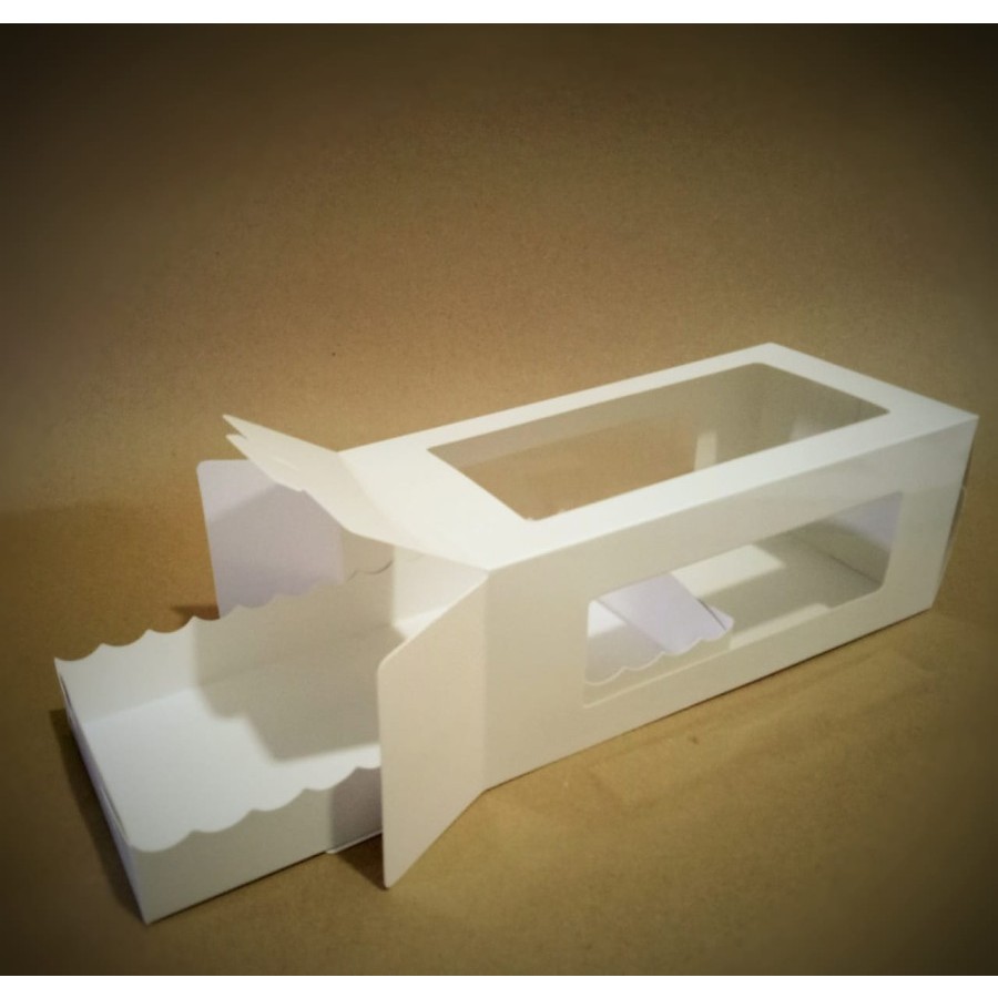 

Dus Bolu gulung PUTIH 25x12x10 cm / kemasan box kue