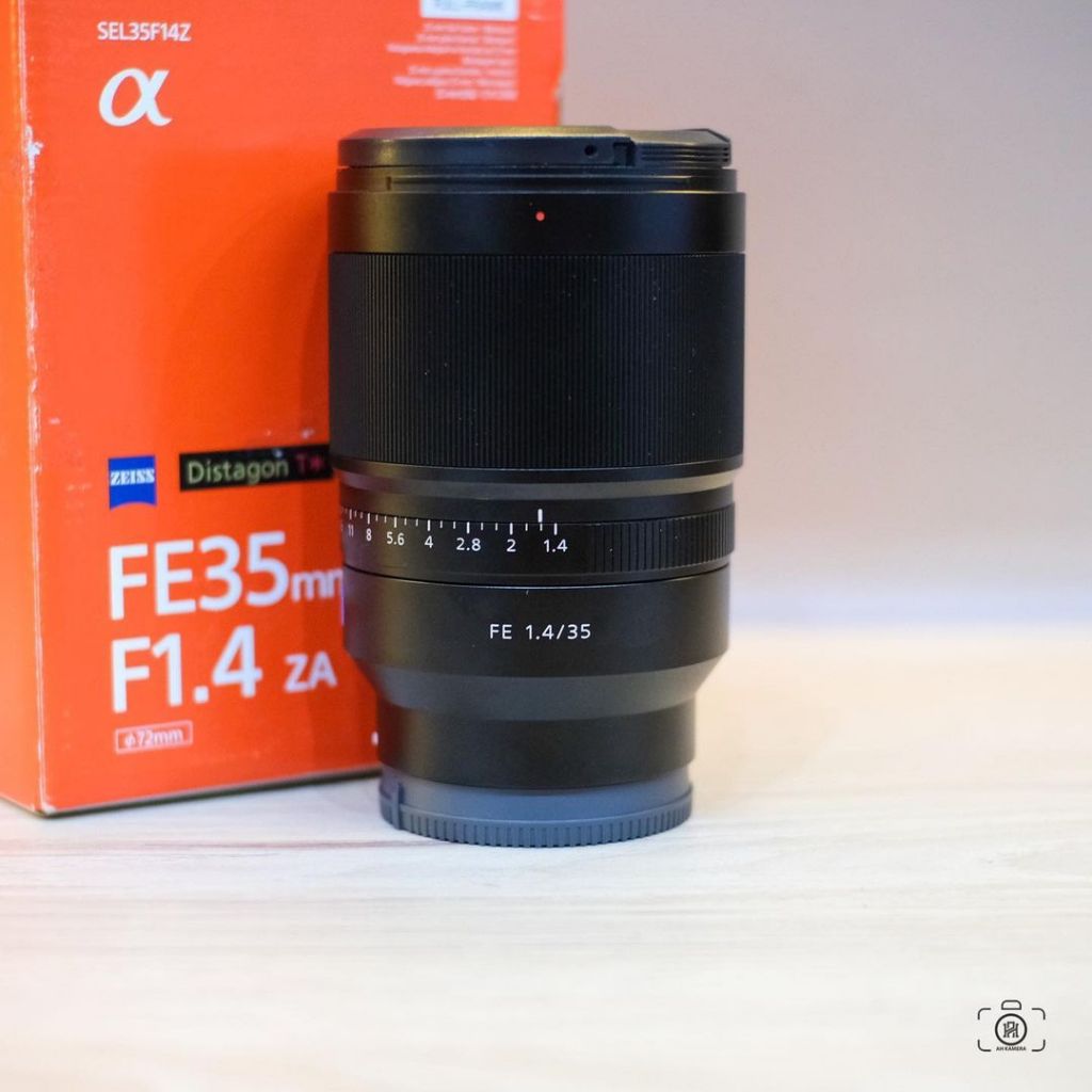 LENSA SONY FE 35mm F1.4 ZEISS