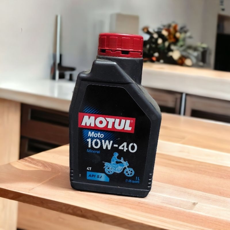 OLI MOTUL MOTO 10W-40 1 LITER OLI MESIN MOTOR 4T