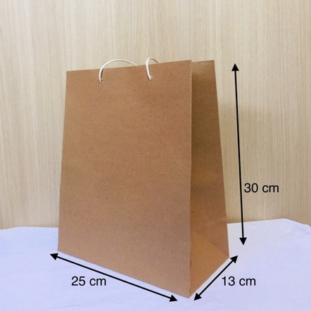 

Paper bag polos coklat pigora size 25 x 13 x 30 (PxLxT)