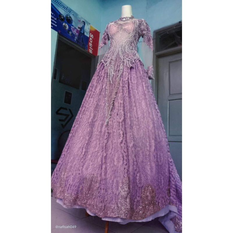 gaun pengantin preloved