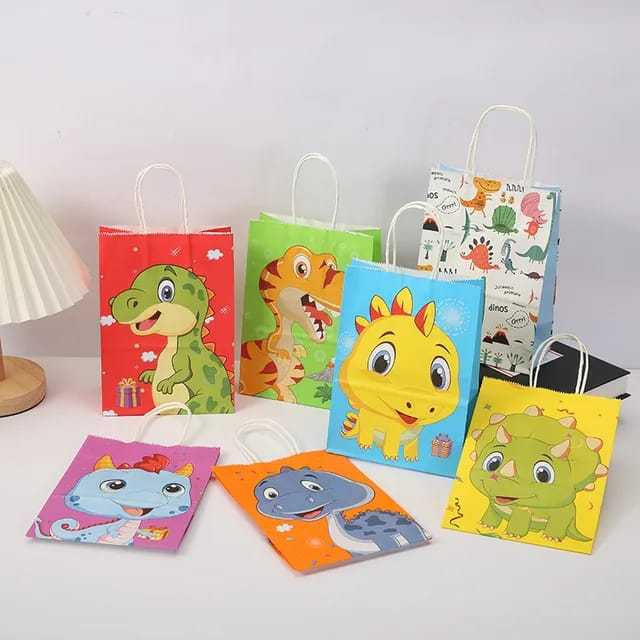 

Paper Bag Dino / Goodie Bag Dino / Paper Bag Karakter / Tas Ulang tahun anak / Tas Hampers Dino I AK02J1 - AK03J6