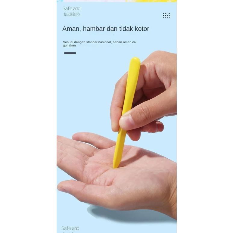 

HJK Crayon Anti Air Anti Kotor Isi 36 Pcs / Crayon Lab Non Toxic / Crayon Triangular Lab Triangle