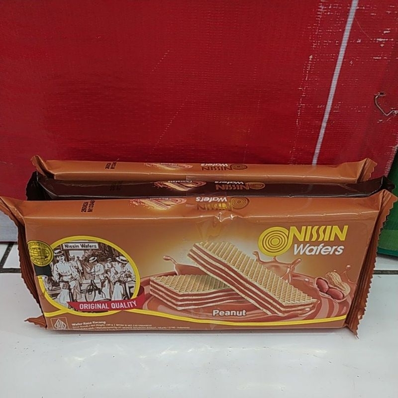 

BELI 2PCS NISSIN WAFERS PEANUT GRATIS 1PCS NISSIN WAFERS CHOCOLATE