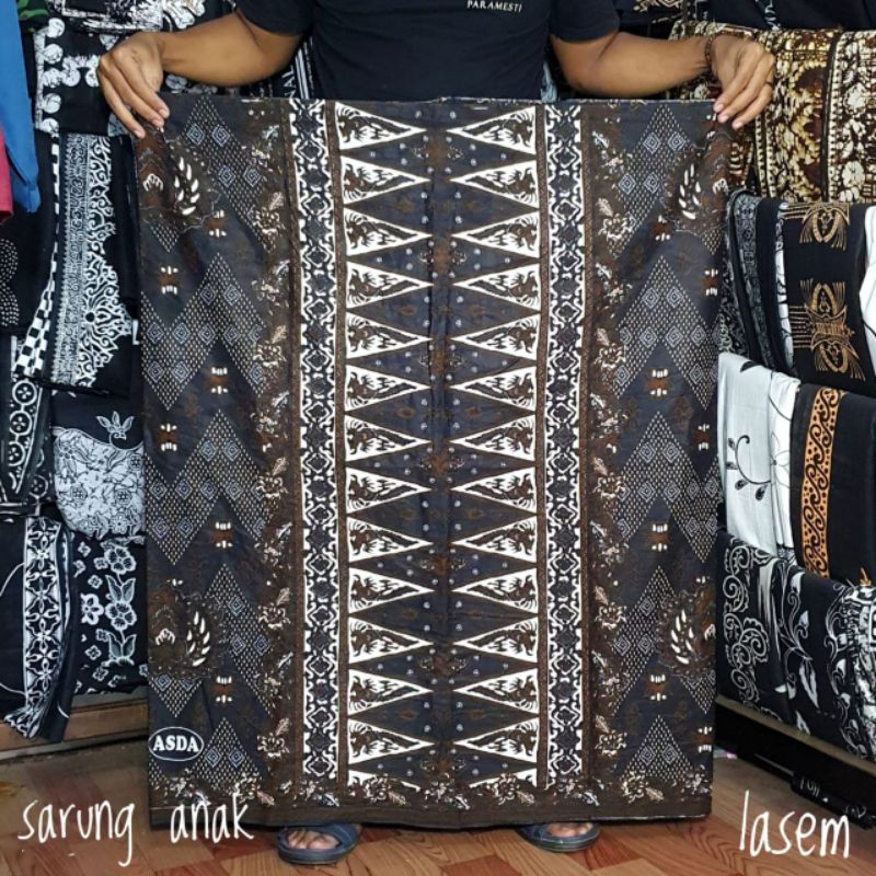 SARUNG ANAK GUS AZMI //SARUNG GUS IQDAM //SARUNG GUS KAUTSAR//SARUNG SANTRI LASEM //SARUNG SANTRI GO