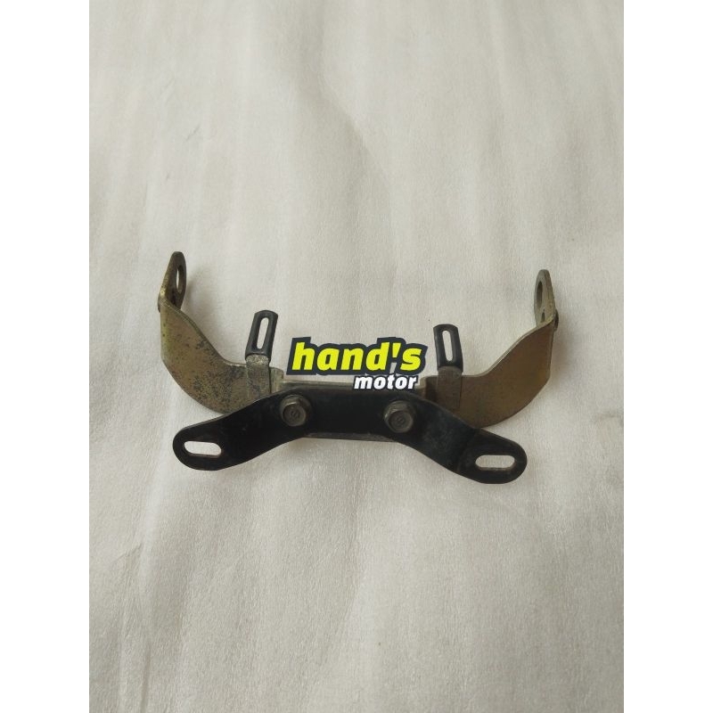 bracket besi plat nomor dan sein sen STAY RR WINKER spakbor belakang honda tiger revo original