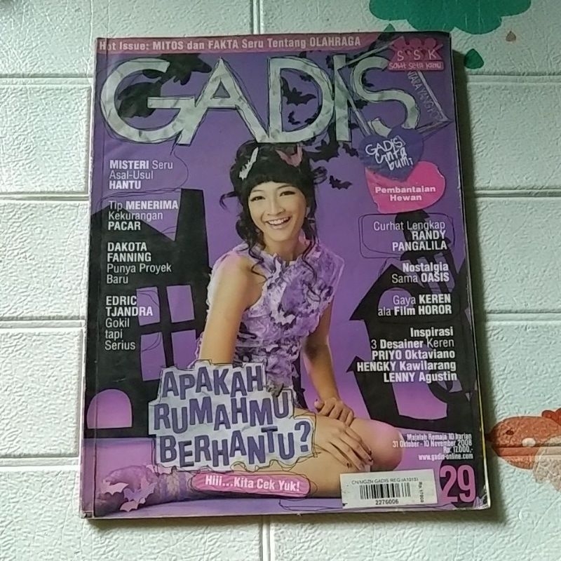 MAJALAH GADIS