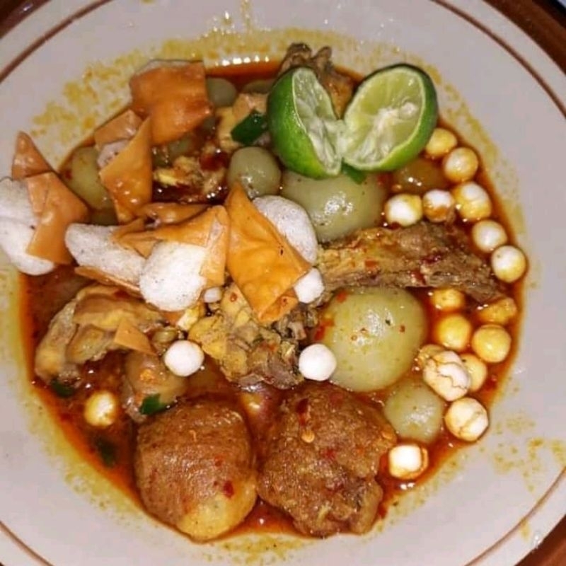 

Baso aci khas garut ( pedas gurih mantap)