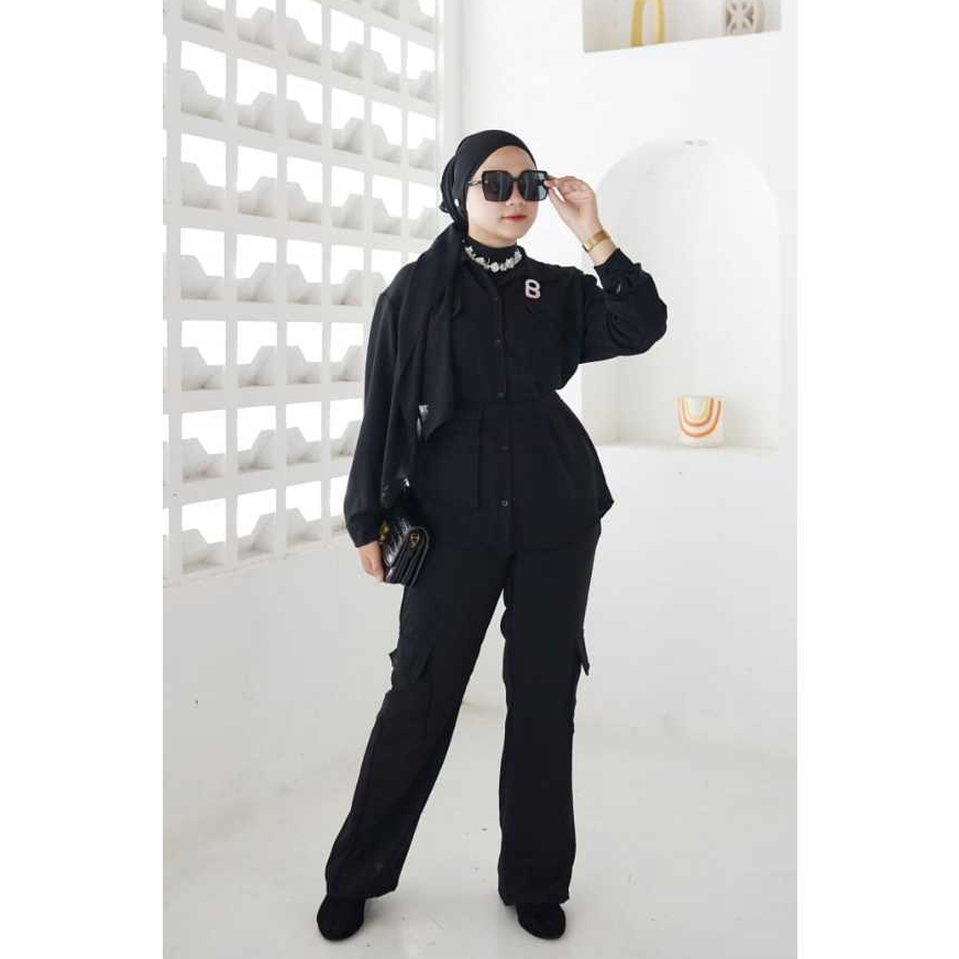 Setelan cargo wanita