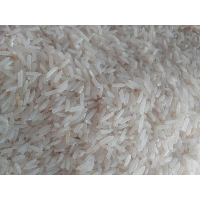 

beras Thailand biji beras panjang agak tganal13.500