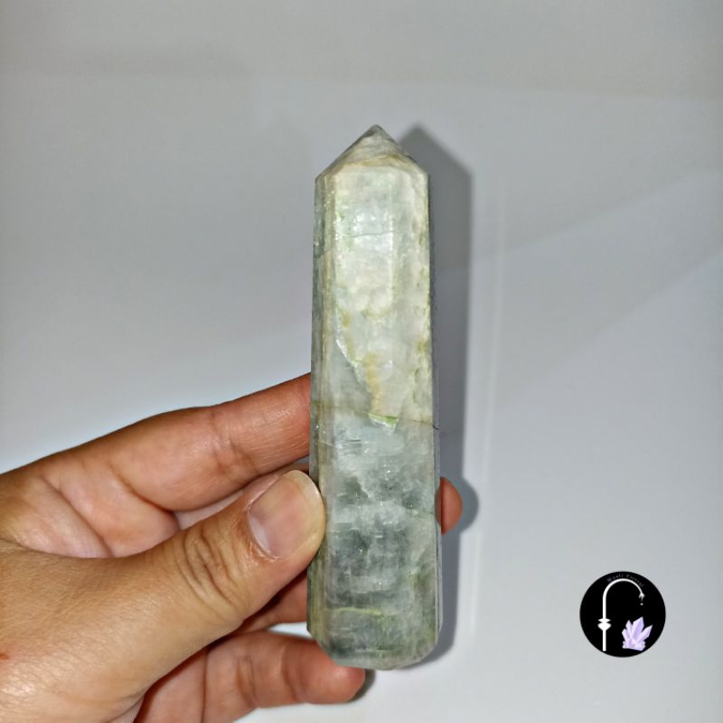 Aquamarine Tower Natural Stone High Quality