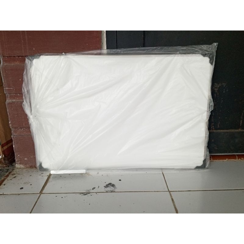 

PAPAN TULIS WHITEBOARD DINDING 40×60