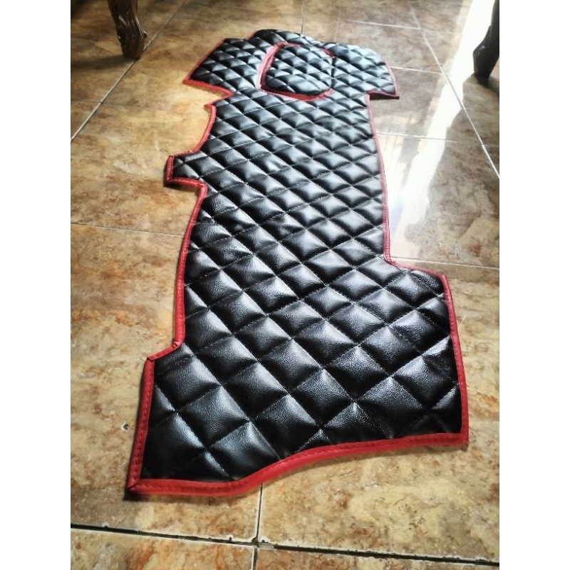 Alas Dashboard Mobil Taruna Bahan Kualitas Tebal