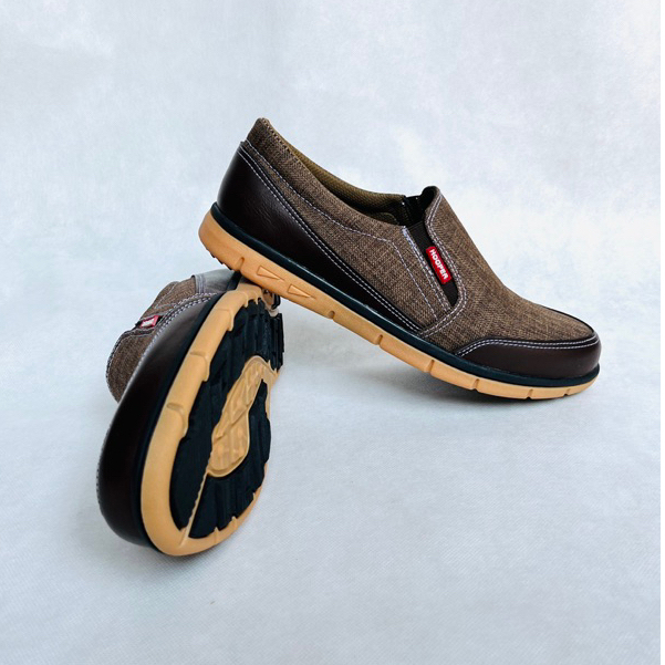 SEPATU CASUAL COWOK -SEPATU SLIP ON - SEPATU SANTAI KANTOR.