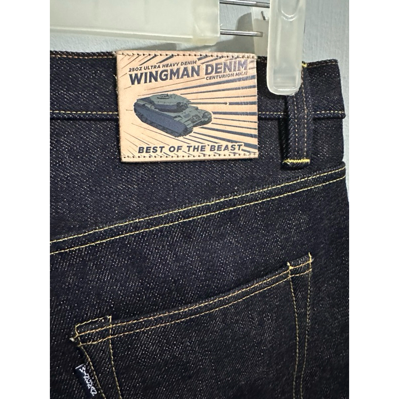 Wingman 25 oz size 36