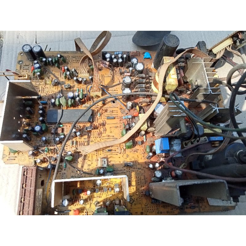 Mesin TV Polytron 21 in slim EW