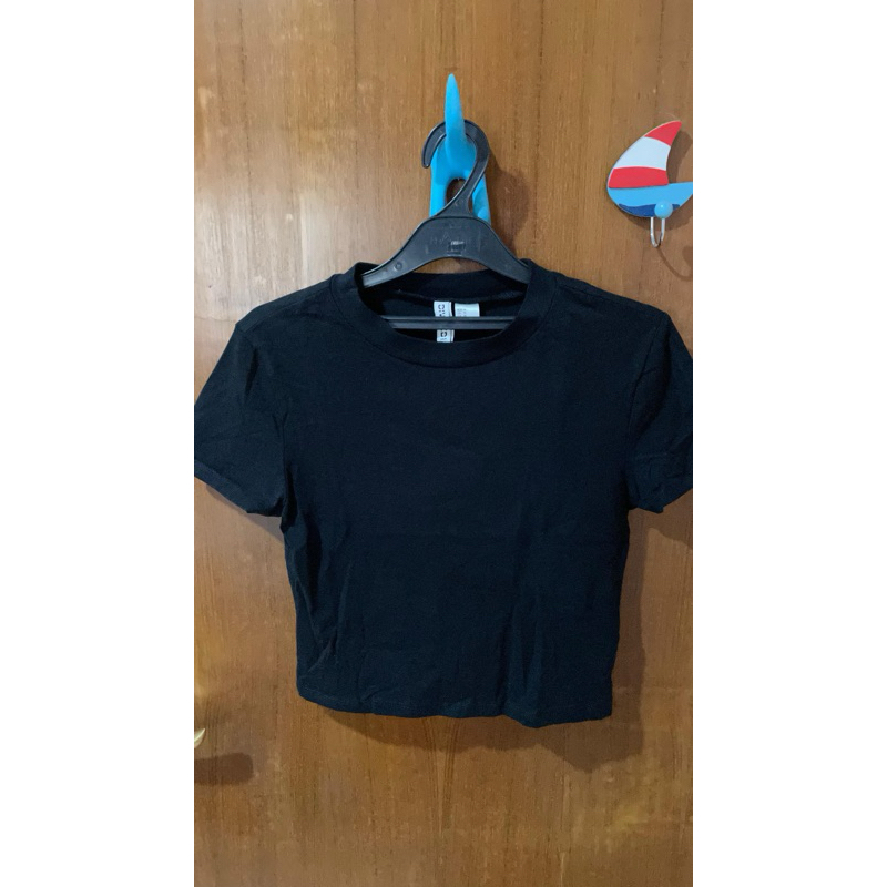 Crop Black T-Shirt HnM