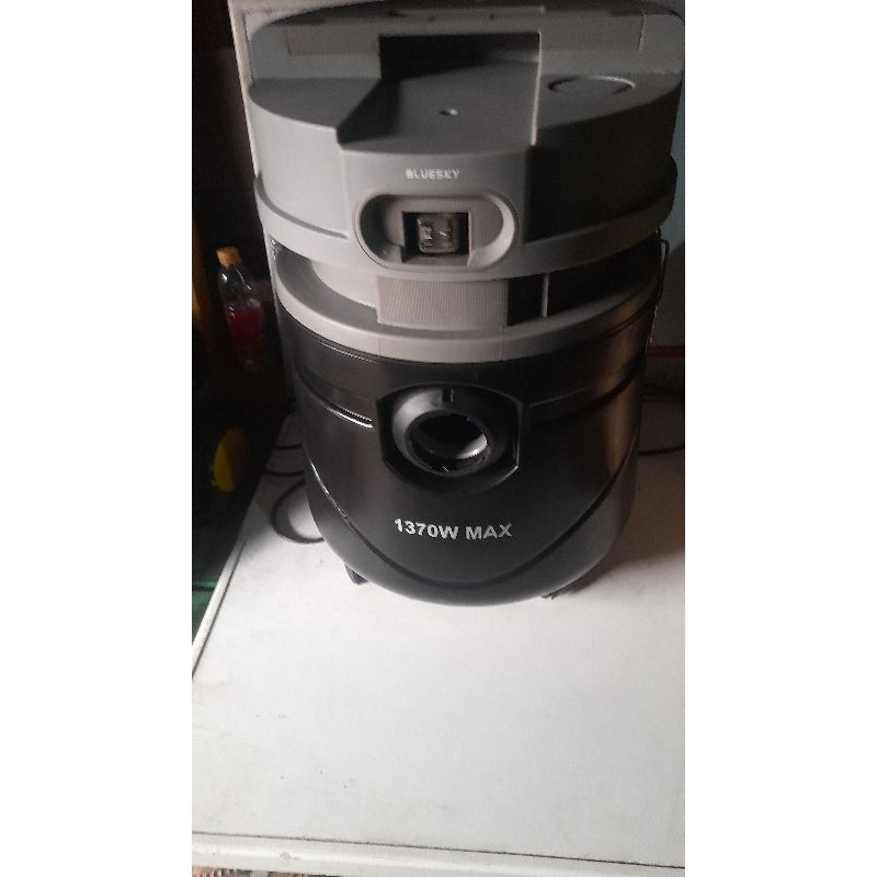 vacuum cleaner bluesky wet and dry