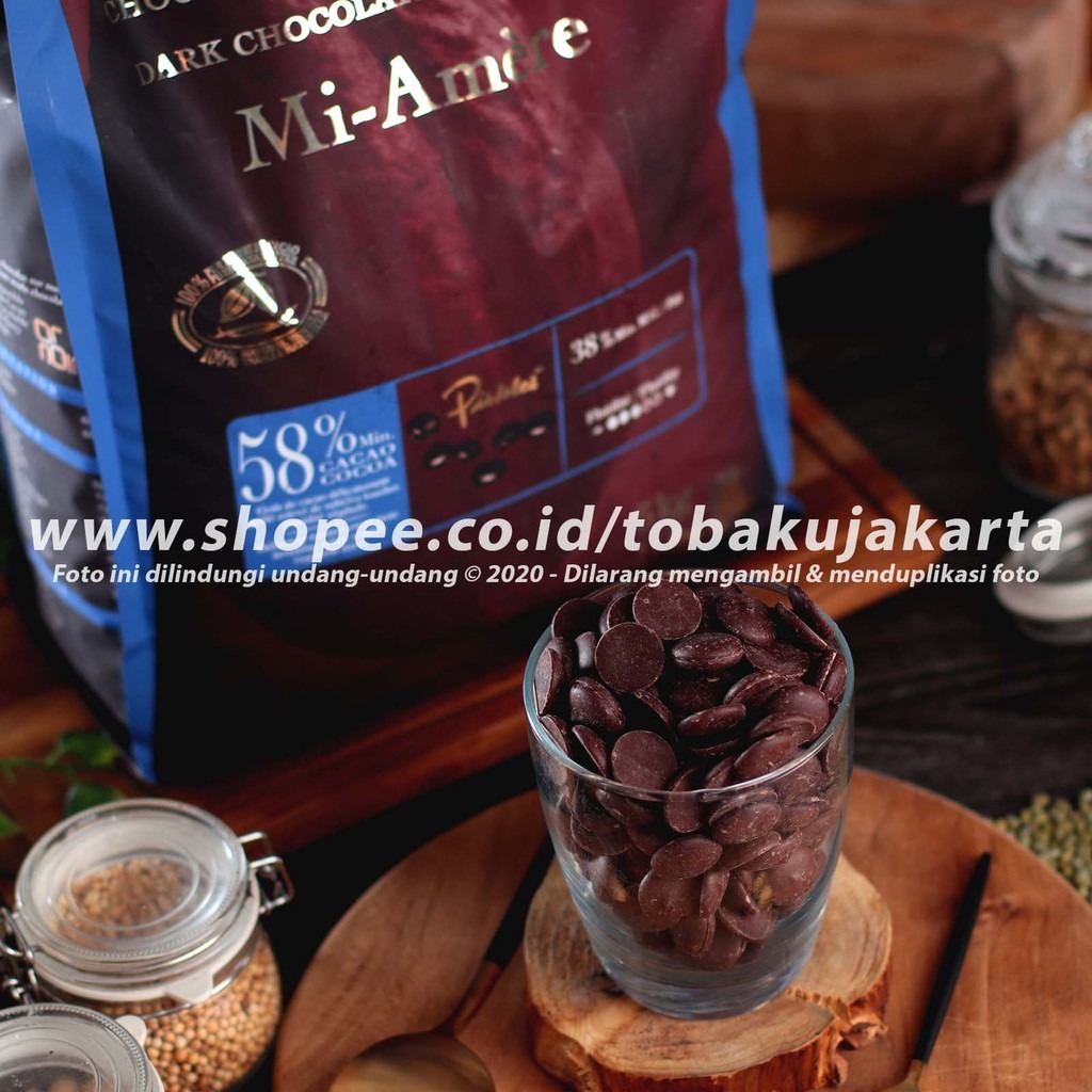 

Cacao Barry - Mi Amere 58% 1kg Dark Chocolate Couverture Cokelat Coin Coklat Baking