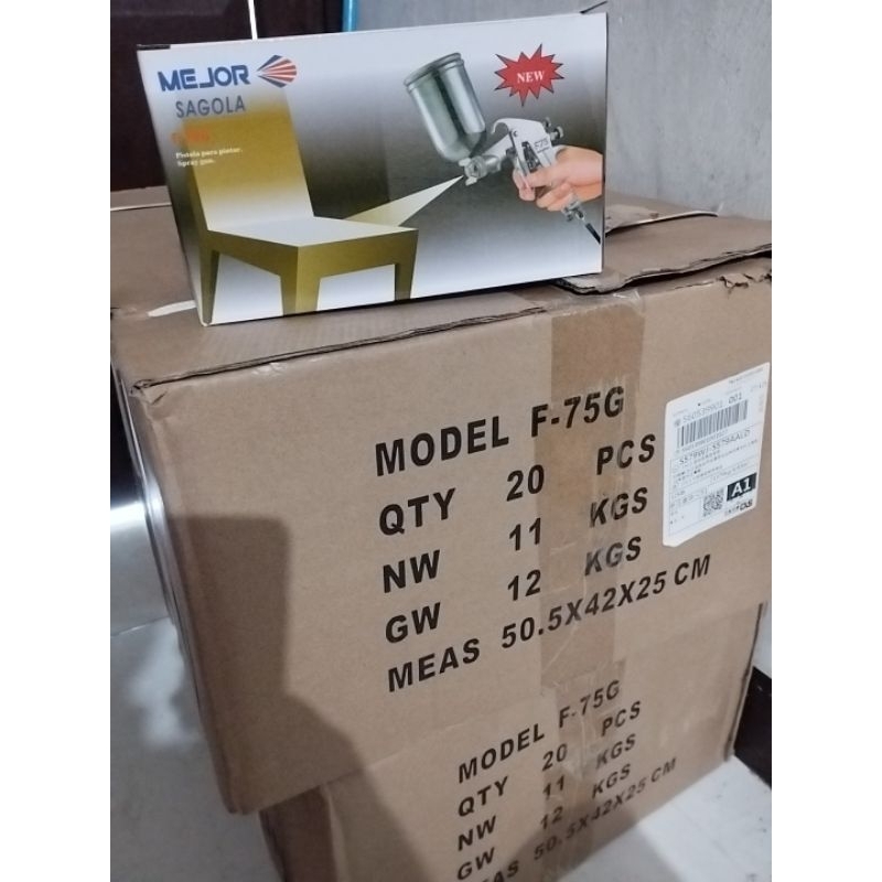 Spray Gun F75 Tabung Atas 400cc SAGOLA/Spray Gun SAGOLA f75 Tabung Atas 400cc