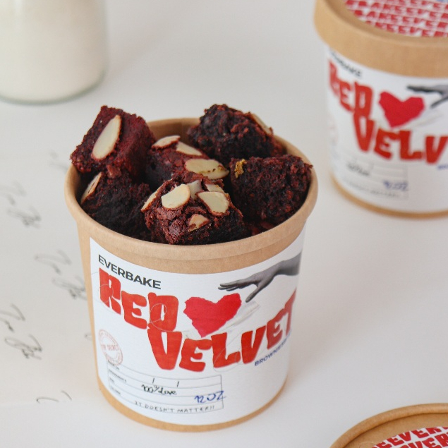 

Fudgy Brownies Red Velvet Premium | Bucket Brownies Bites | Red Velvet | 12oz