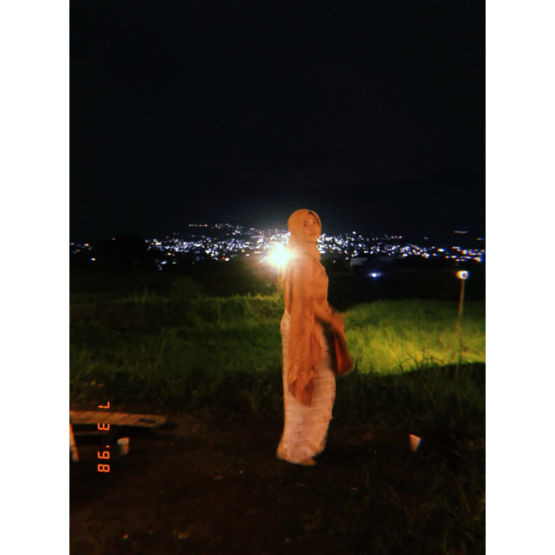 Sewa Kebaya Kondangan/Kebaya Wisuda