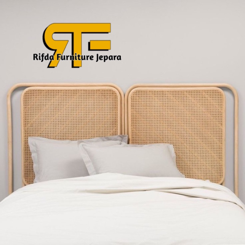 Dipan Tempat Tidur Rotan Sandaran Best Couple
