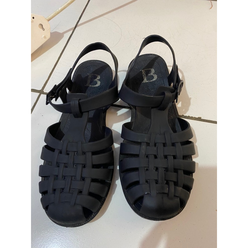 preloved sandal berrybenka
