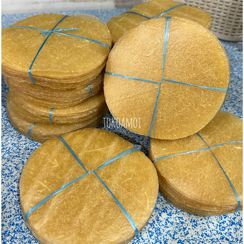 

Opak Mentah Susun Tipis / Kerupuk Singkong TIPIS isi 20pcs Khas Kalimantan