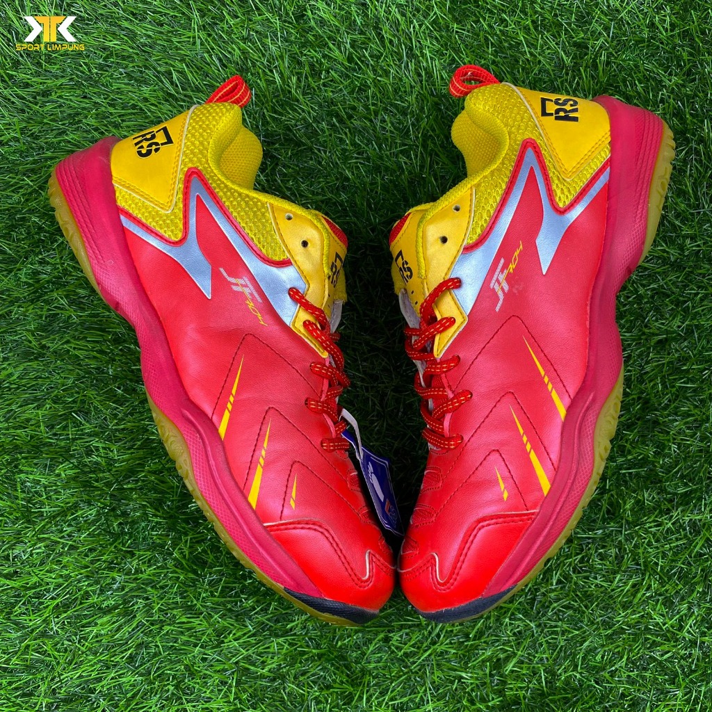 Sepatu sport Badminton RS JF 704  Merah Original