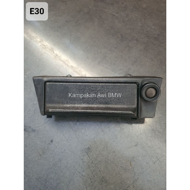 Asbak Depan BMW E30