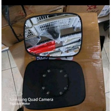 kaca spion  refil spion mobil Isuzu panther LS/LV/LM kanan atau kiri original