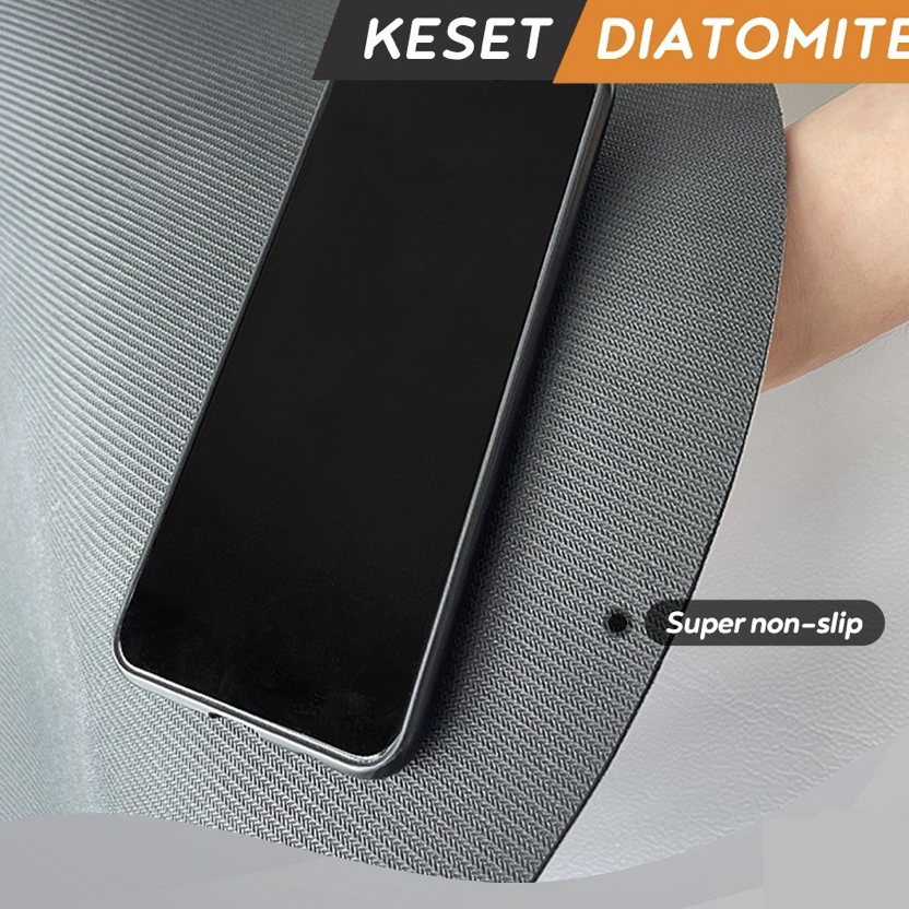 Model Terkini Keset Kaki Nyerap Air Viral Tiktok Diatomite Anti Slip Keset Batu Kamar Mandi Tipis Be