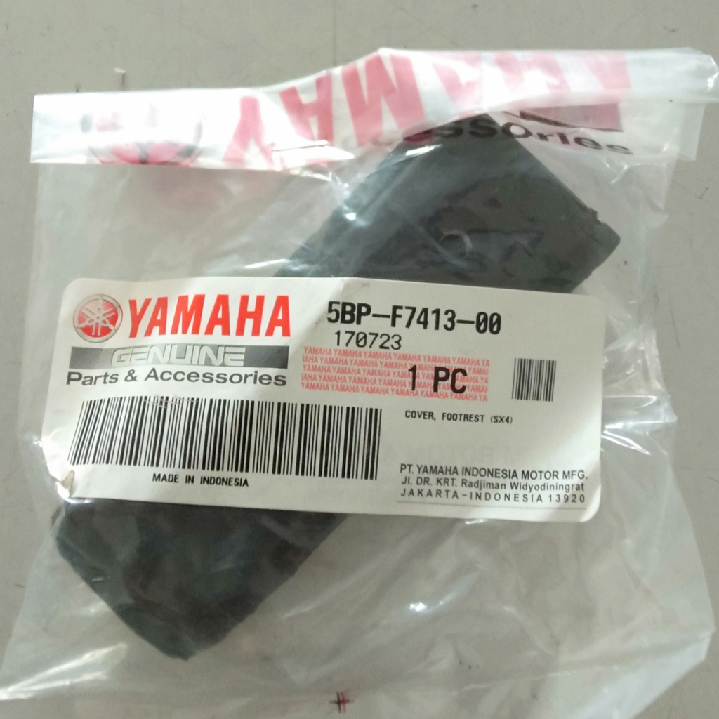 COVER, FOOTREST (SX4) / KARET PIJAKAN KAKI FOOTSTEP DEPAN DAN BELAKANG - SCORPIO / SCORPIO Z ( 5BP-F