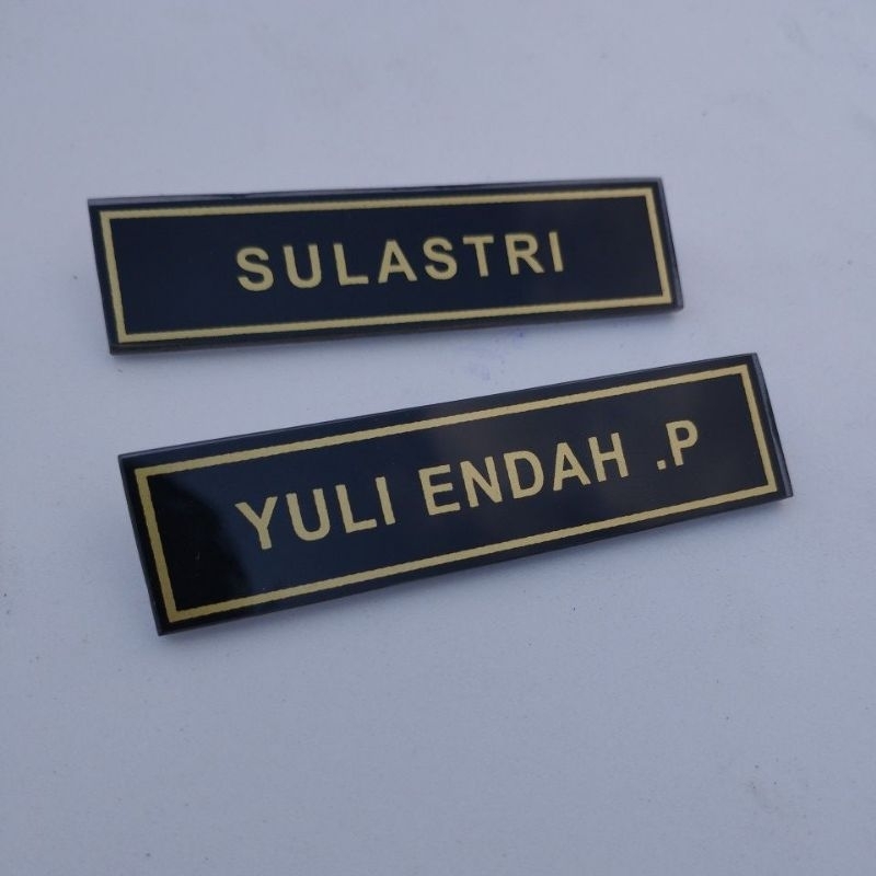 

name tag huruf kuning emas | nama dada huruf kuning emas murah berkualitas