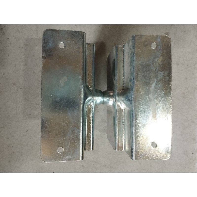 plat holder rolling door