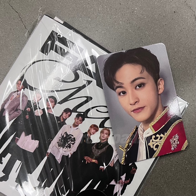 baca deskripsi  ALBUM TARGET EXCLUSIVE PHOTOCARD FACT CHECK ISTJ POSTER NCT DREAM NCT127 BENE