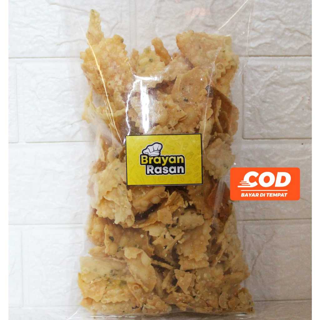 

Cemilan Keripik Pangsit Bawang Gurih Lezat Brayan Rasan