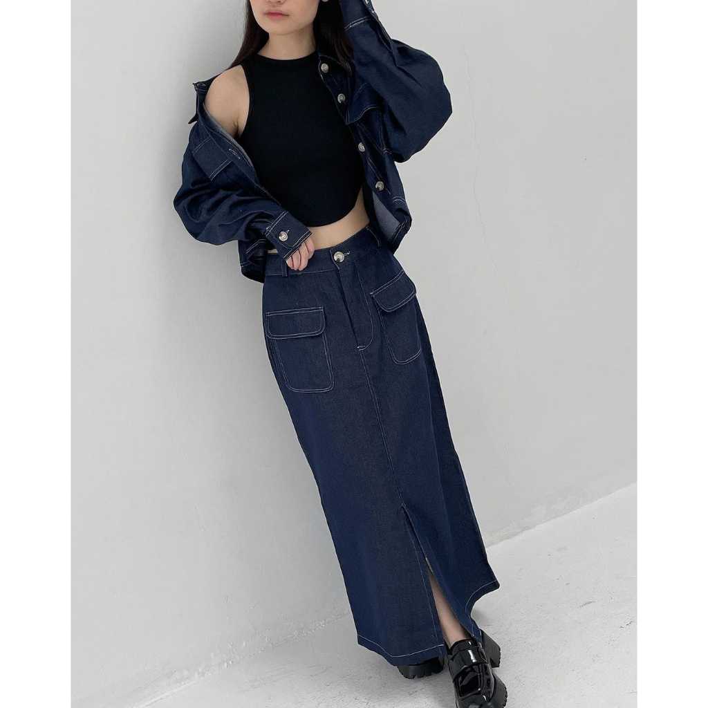 HAWA - Yona Denim - Kemeja Denim Korean Wanita Crop - Kemeja Denim Lengan Panjang