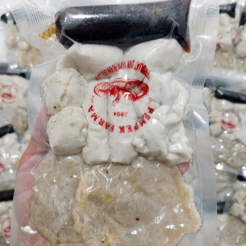 

EMPEK EMPEK ASLI PALEMBANG | PEMPEK PALEMBANG ISI 10PCS