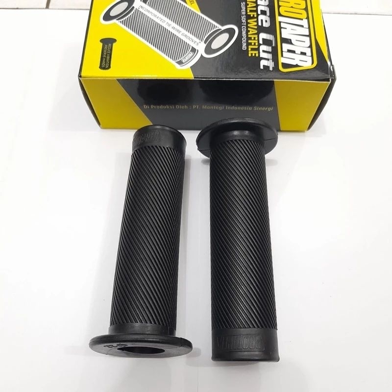 sarung gas motor protaper handgrip bulu hitam model domino set sepasang kiri kanan univelsal
