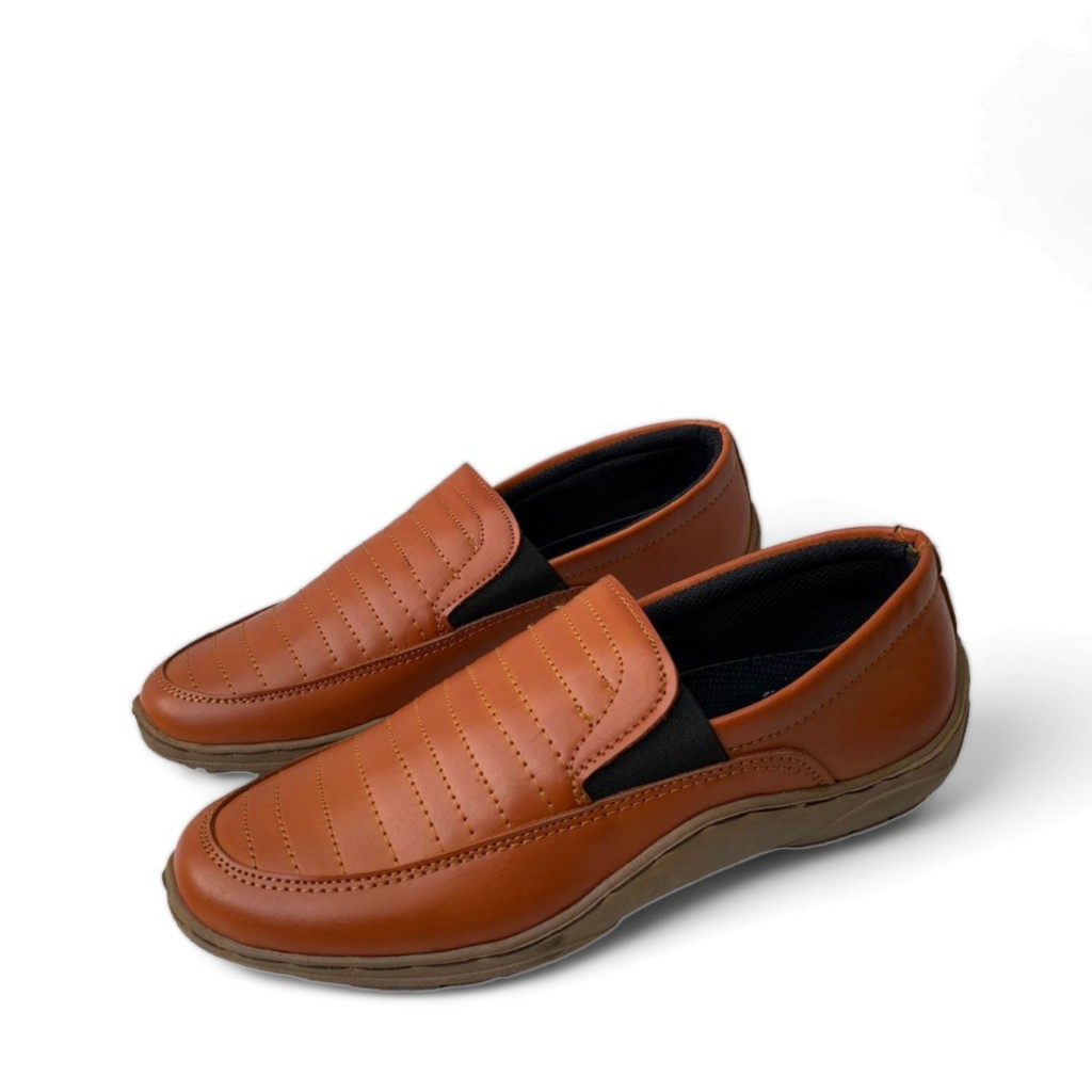 sepatu pansus kulit pria wingtip casual sepatu plimsol sneaker hitam kets ventela model - OXFORD Bro