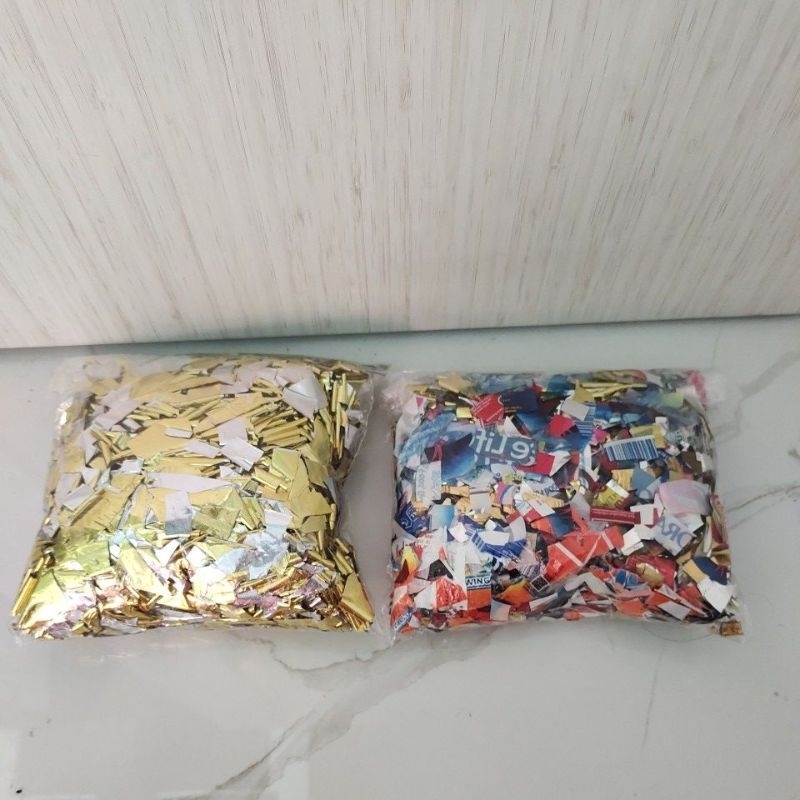 

Ecobrick cacahan kemasan bungkus plastik bersih prakarya warna warni silver gold