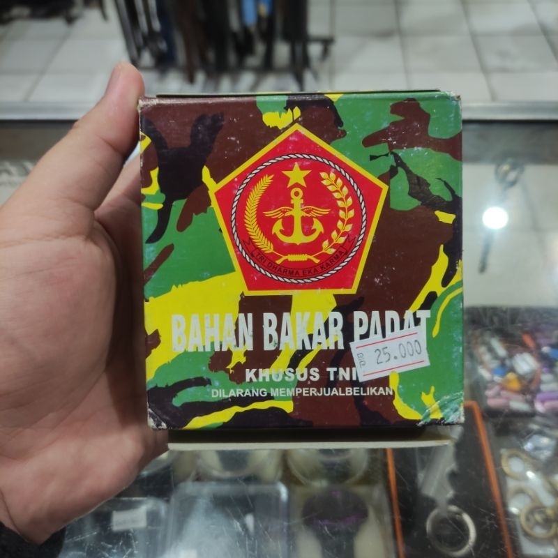 PARAFIN PARAVIN BAHAN BAKAR PADAT UNTUK KOMPOR LAPANGAN TNI